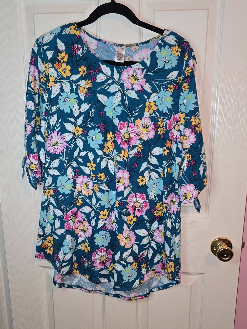 west‎ loop Teal Floral Tunic with Pink, Yellow & Light Blue Flowers